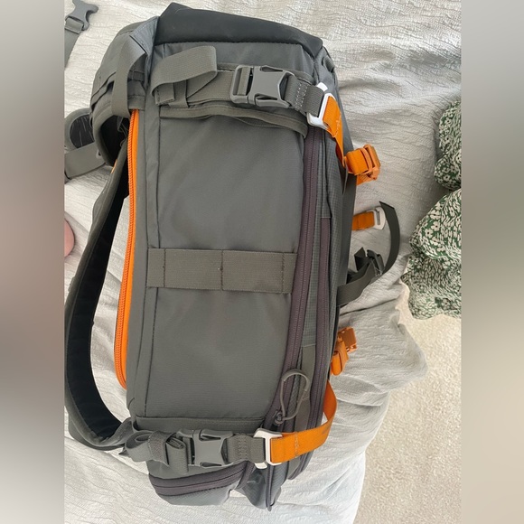 Lowepro whistler BP 350 AW photo backpack GRAY - Picture 12 of 15